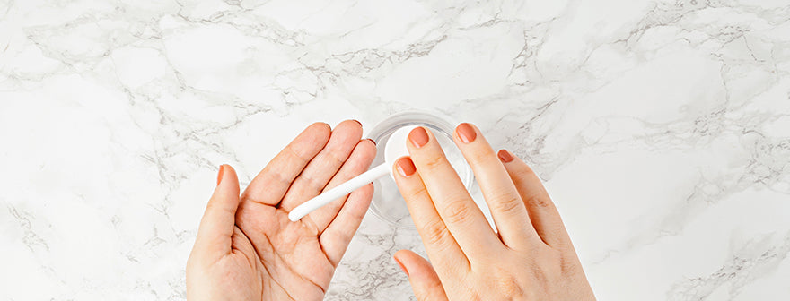 DIY Essential Oil Hand Sanitizer