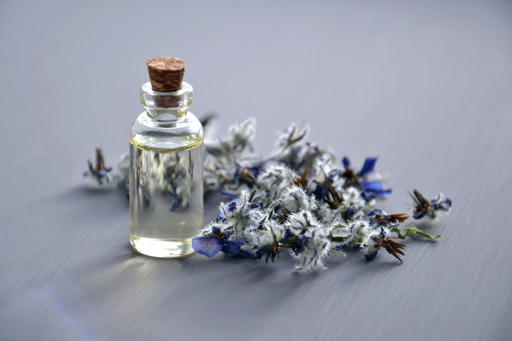 Pure Essential Oil Blends: Saviour of Your Health and Beauty